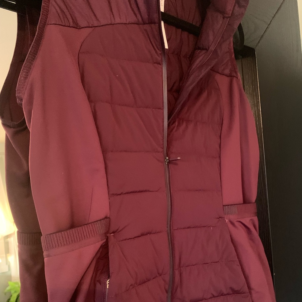 Lululemon down for it all puffer vest